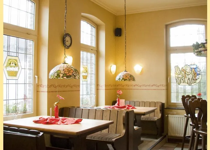 戈尔登杜科酒店 凯沃拉尔