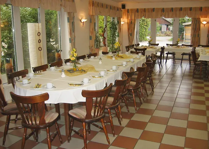 戈尔登杜科酒店 凯沃拉尔